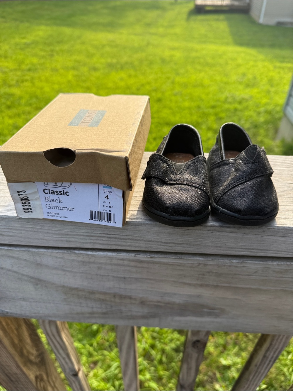 Toms Kids Black Glimmer Slip-On Classics